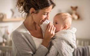 Wie sinnvoll ist ein Baby-Nasensauger?